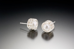 Mesh silver caged pearl posts