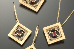 Woven Square pendants & earrings garnet
