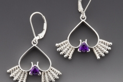 Queen of Hearts leverbacks silver amethyst