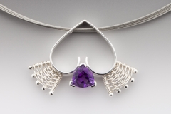 Queen of Hearts pendant silver amethyst
