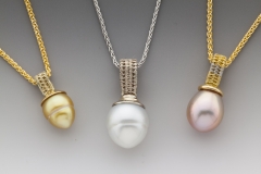 Sigma pearl pendants